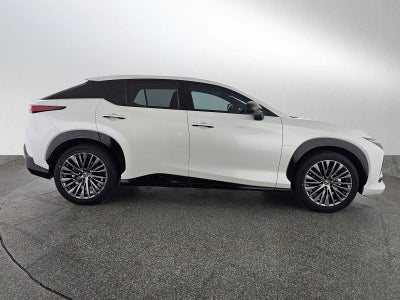 2023 Lexus RZ Luxury