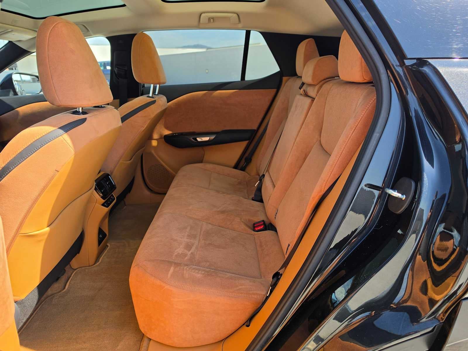2023 Lexus RZ 450e Luxury