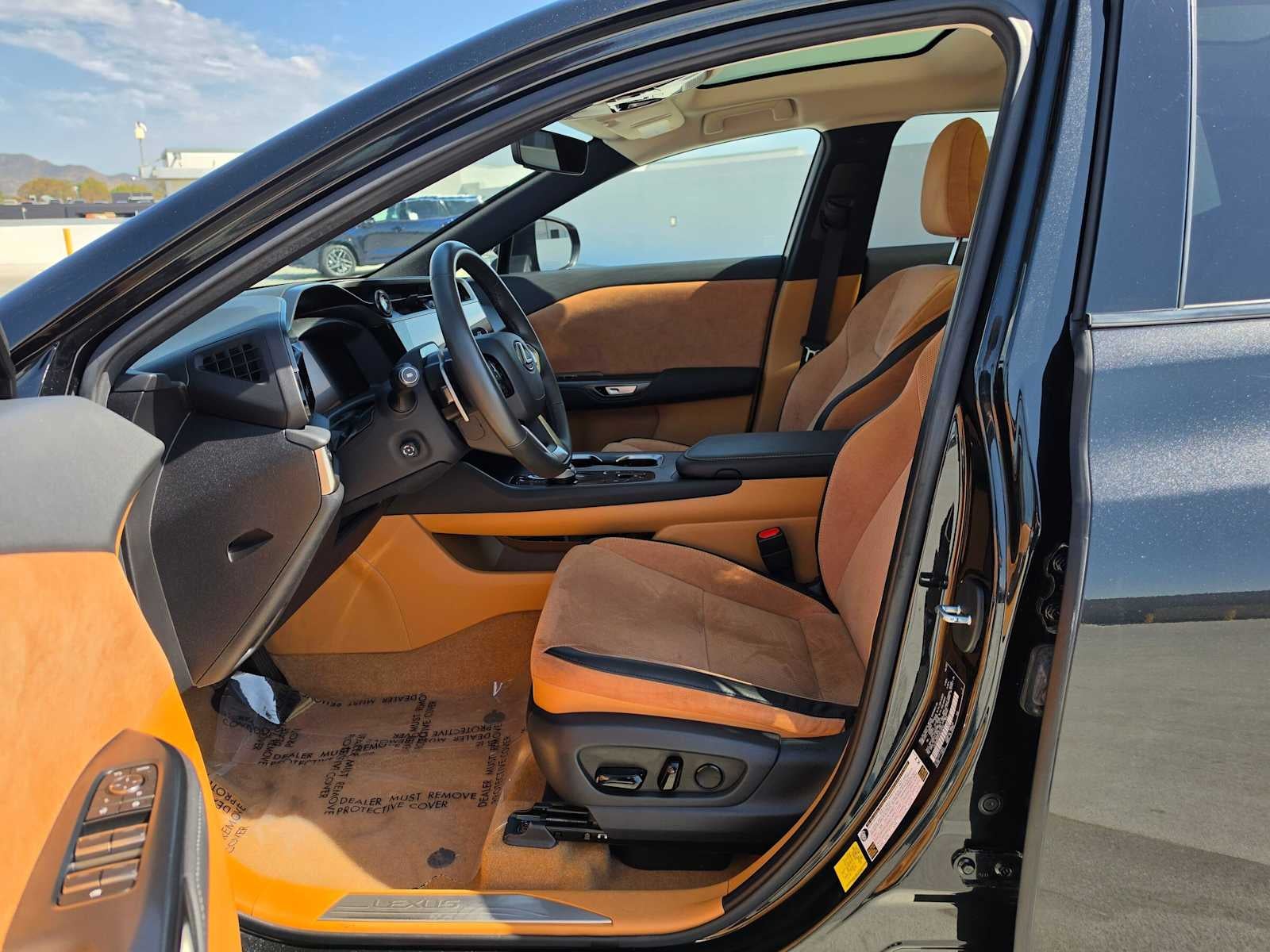 2023 Lexus RZ 450e Luxury