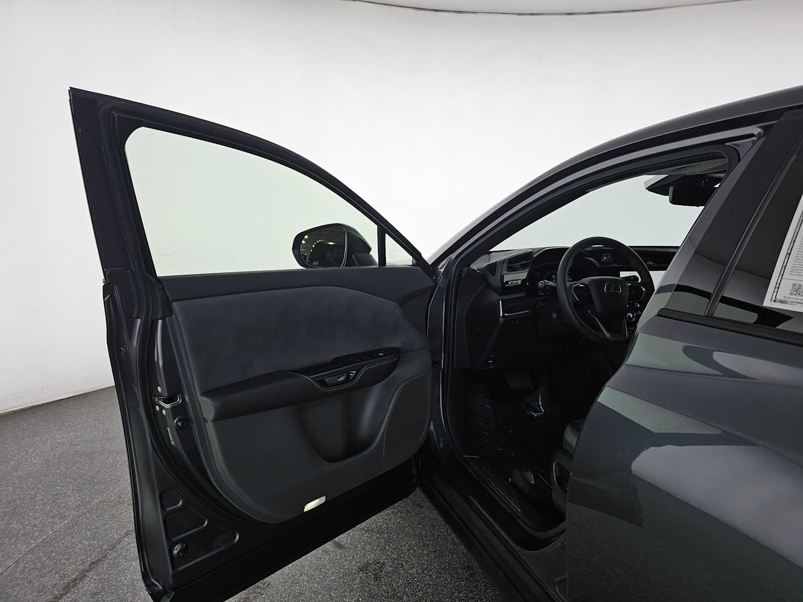 2023 Lexus RZ Premium