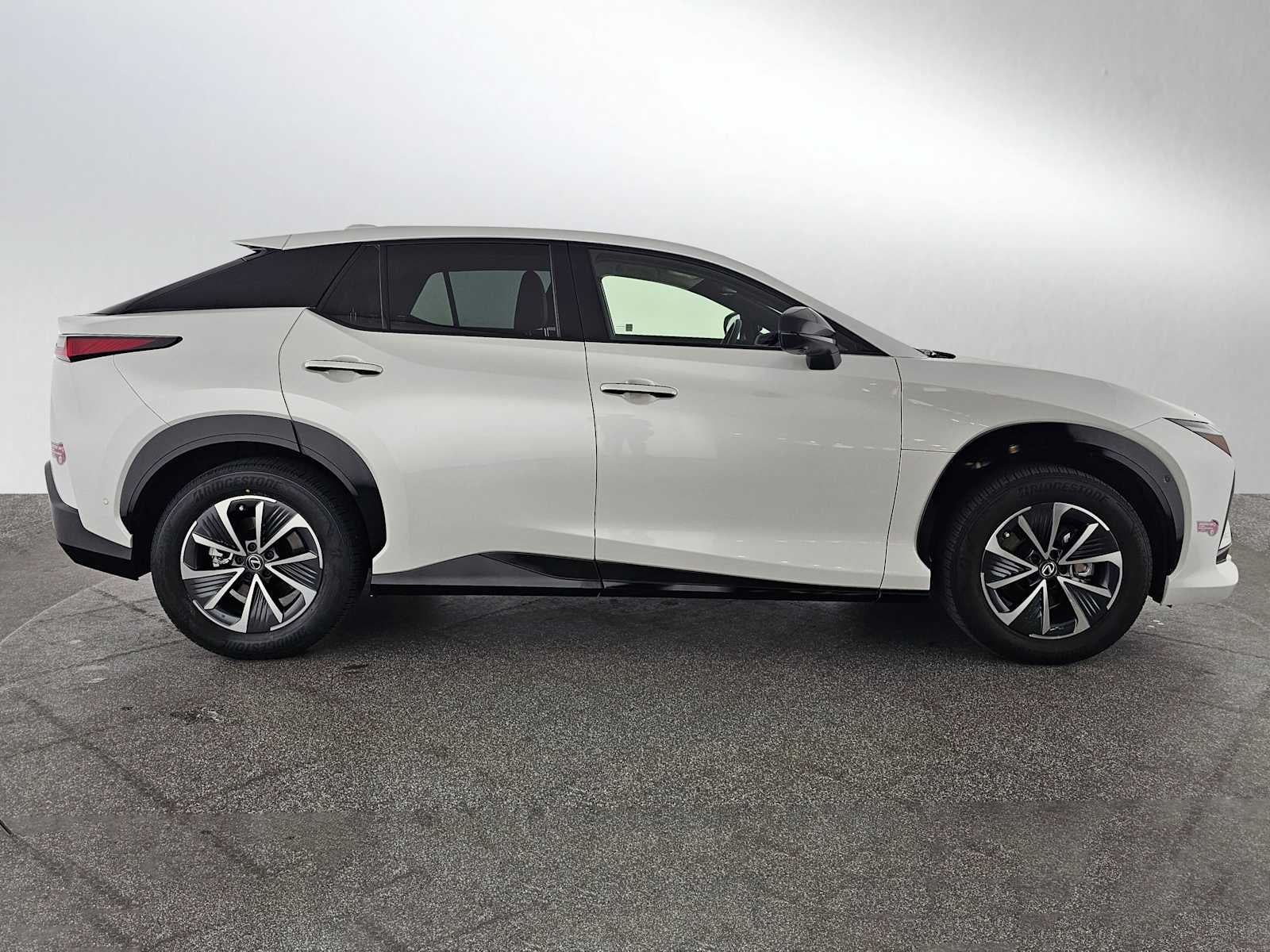 2023 Lexus RZ 450e Premium