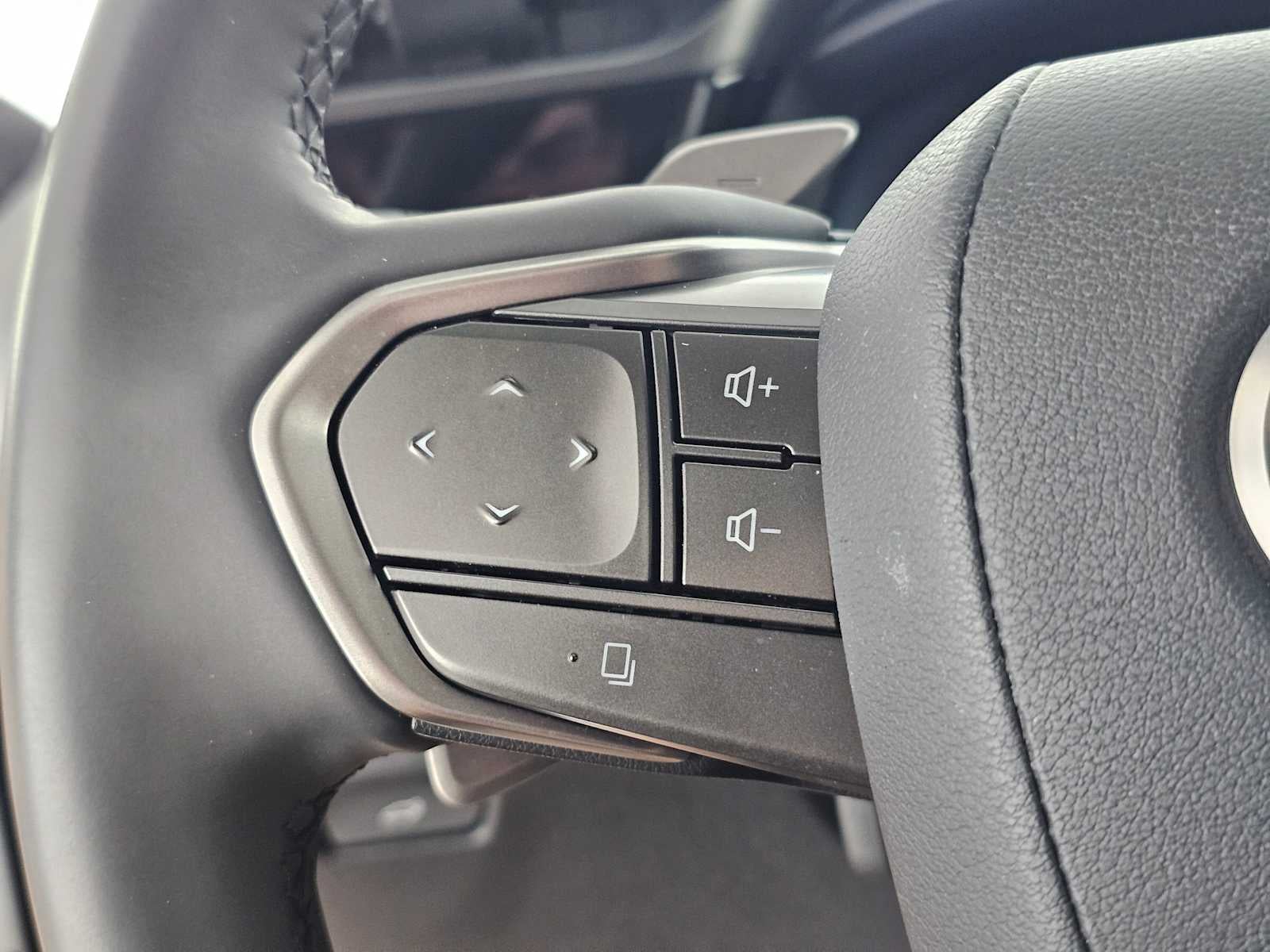 2023 Lexus RZ 450e Premium