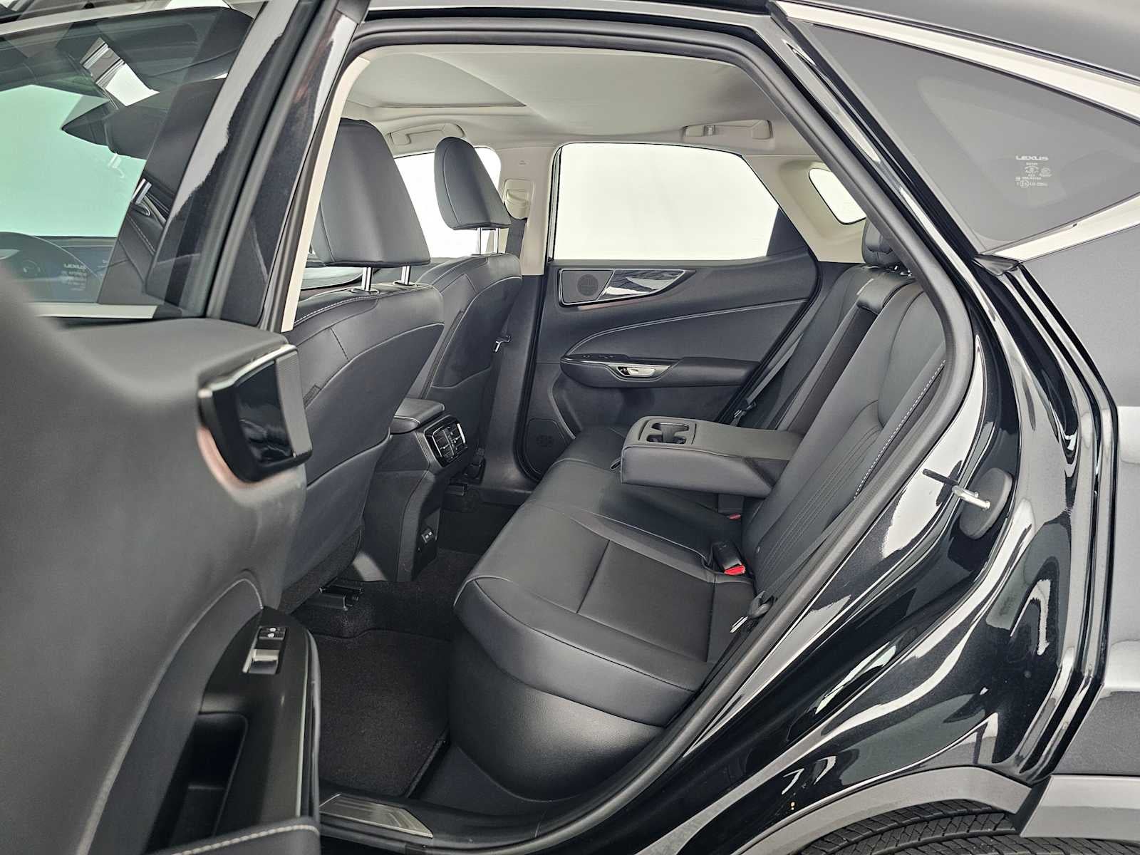2025 Lexus NX 350h Premium