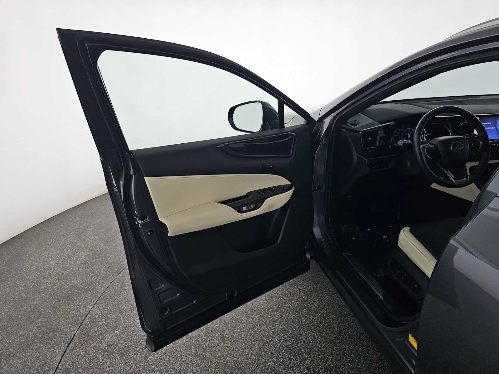 2024 Lexus NX 350h Premium