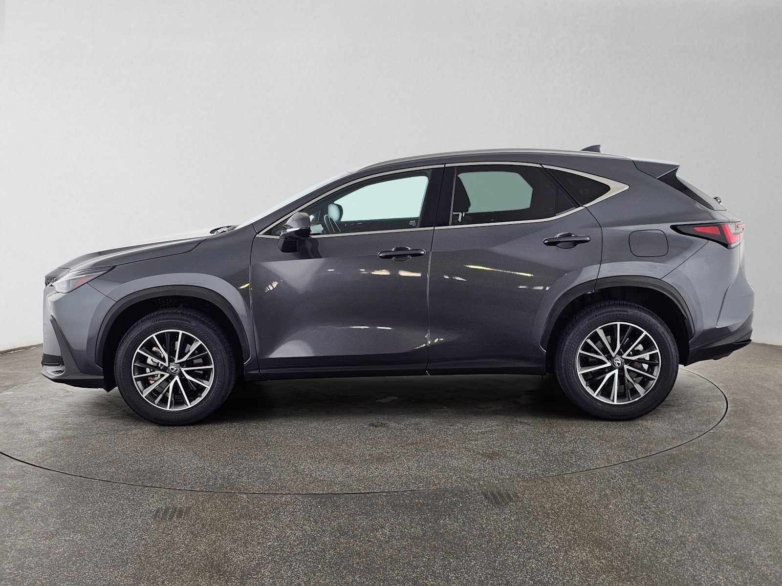 2024 Lexus NX 350h Premium