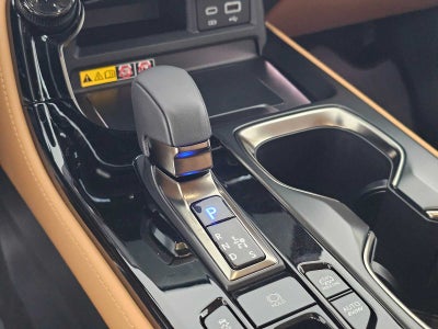 2026 Lexus NX 450h+ Luxury