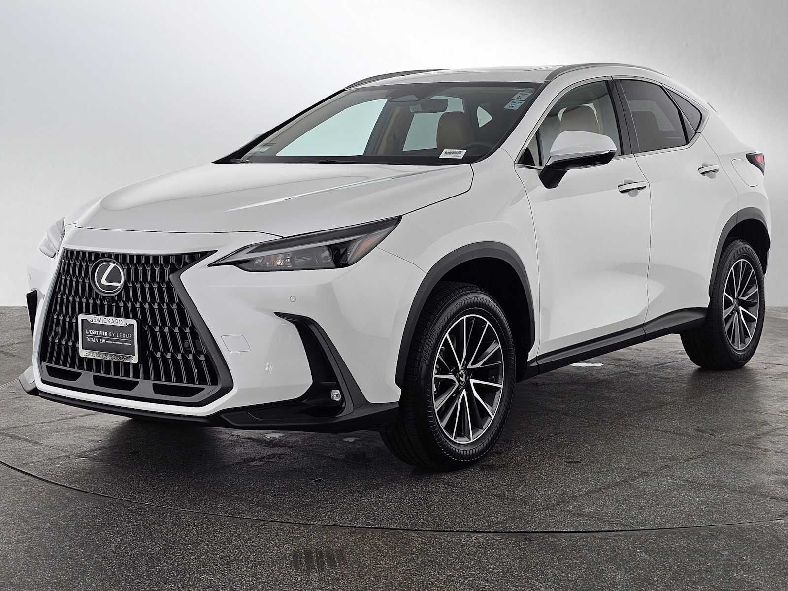 2026 Lexus NX 450h+ Premium