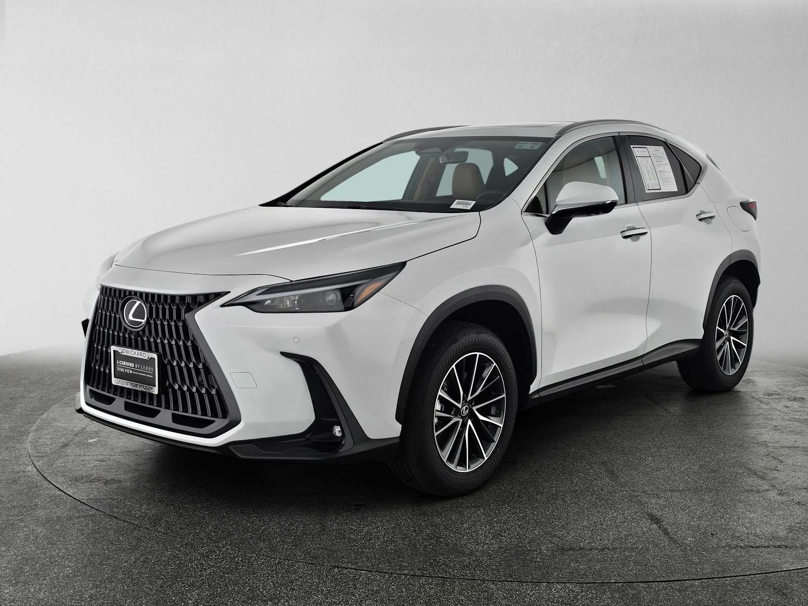 2026 Lexus NX 450h+ Premium