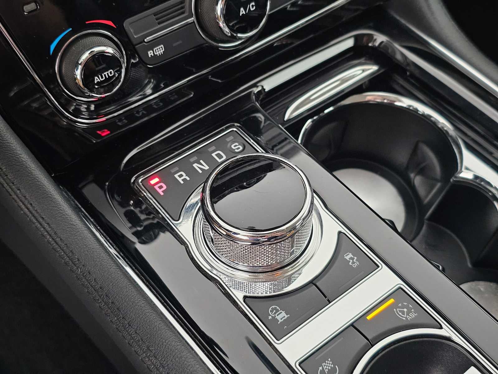 2019 Jaguar XJ XJ R-Sport