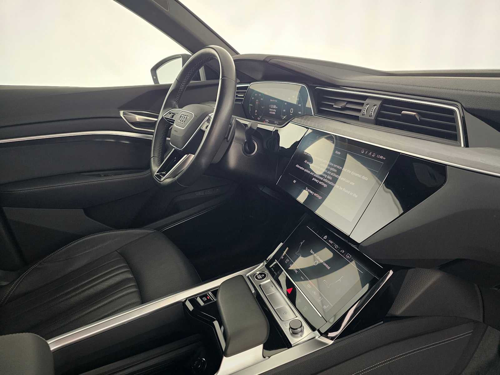 2024 Audi Q8 e-tron Sportback S line Premium Plus