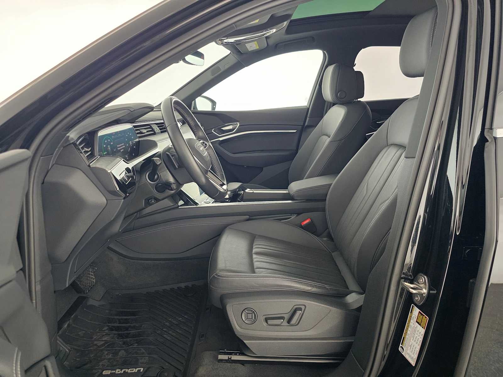 2024 Audi Q8 e-tron Sportback S line Premium Plus