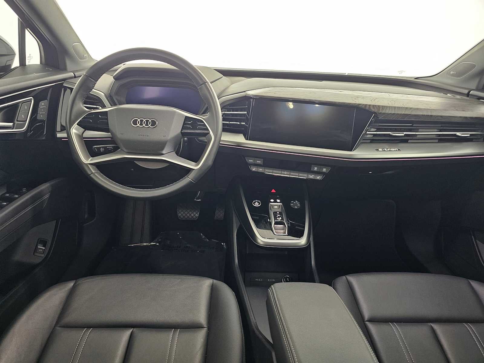 2024 Audi Q4 e-tron Premium Plus