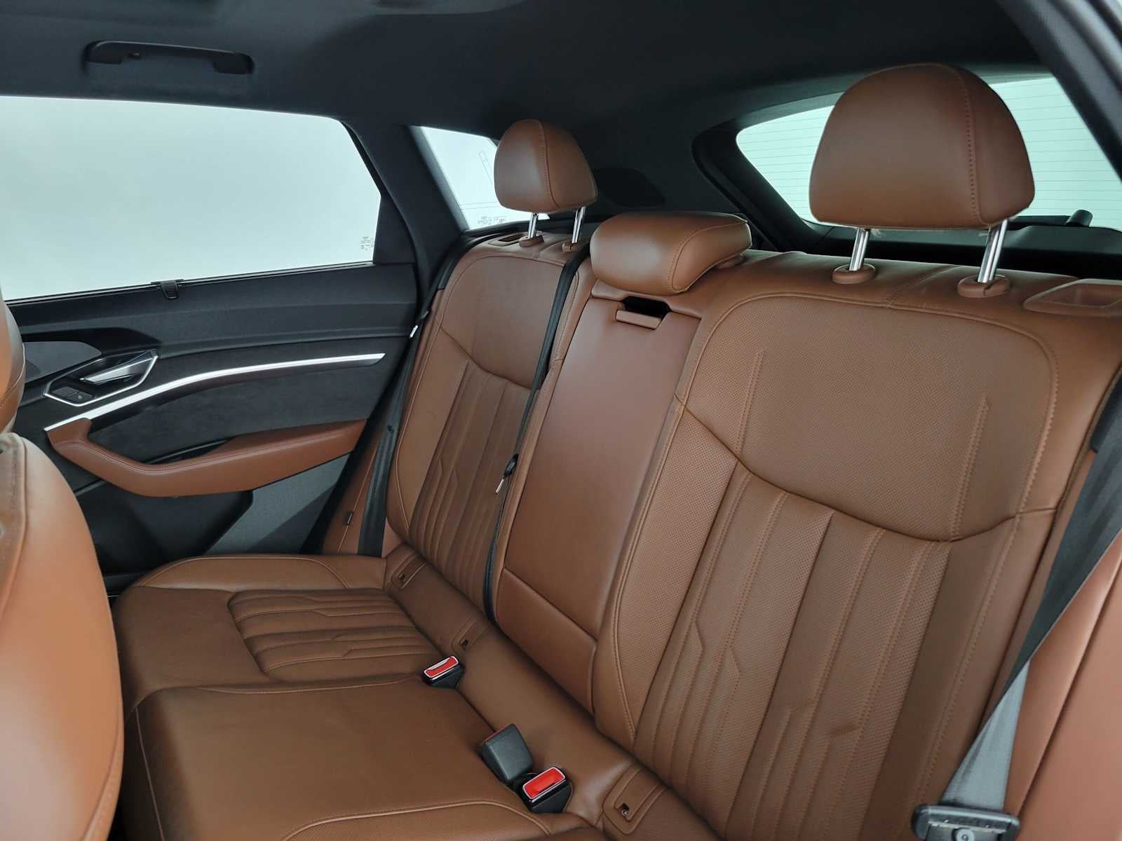 2019 Audi e-tron Prestige