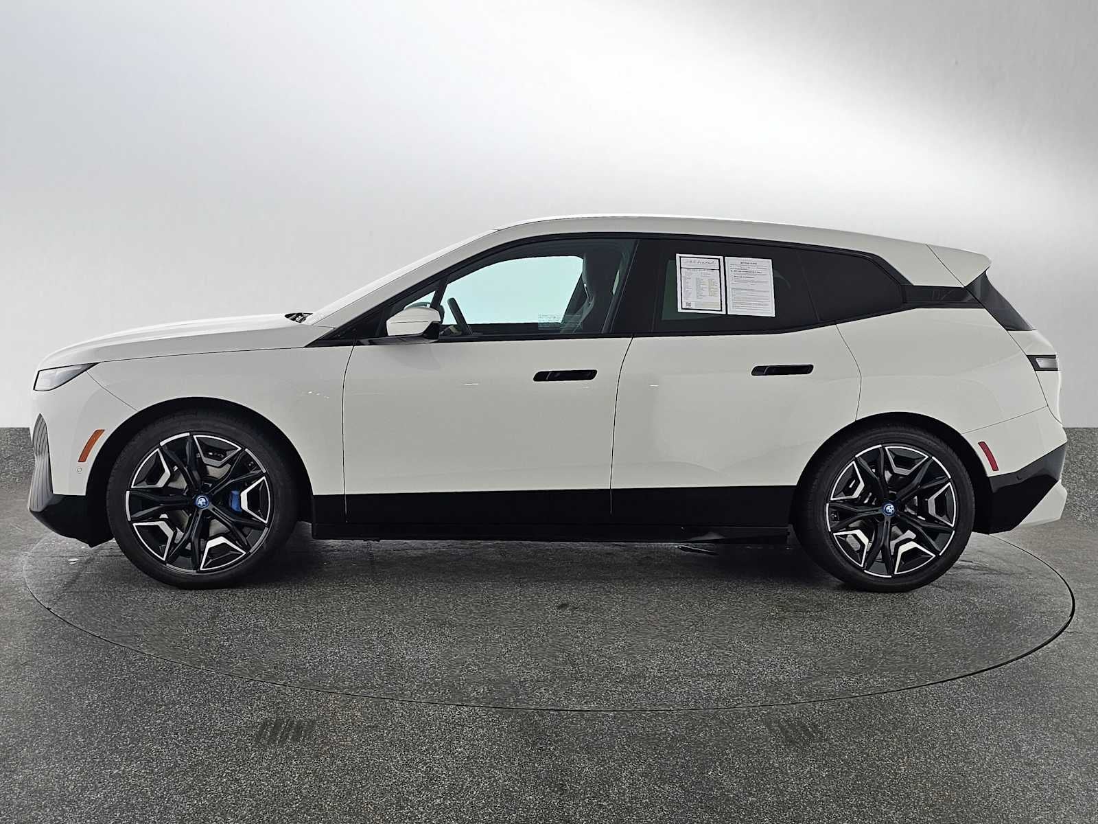 2022 BMW iX xDrive50 xDrive50