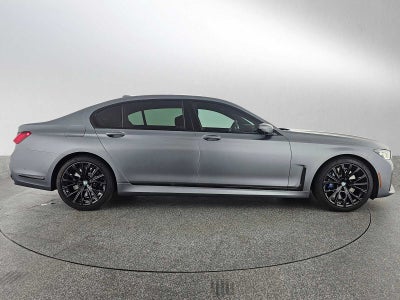 2022 BMW 7 Series 740i