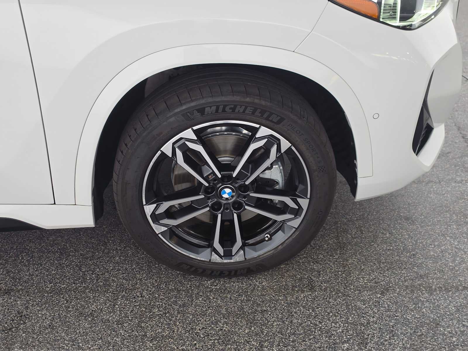 2023 BMW X1 xDrive28i xDrive28i