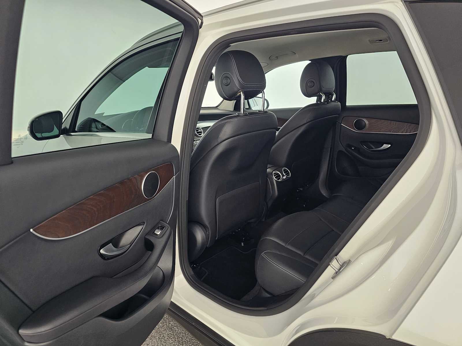 2019 Mercedes-Benz GLC 300 GLC 300