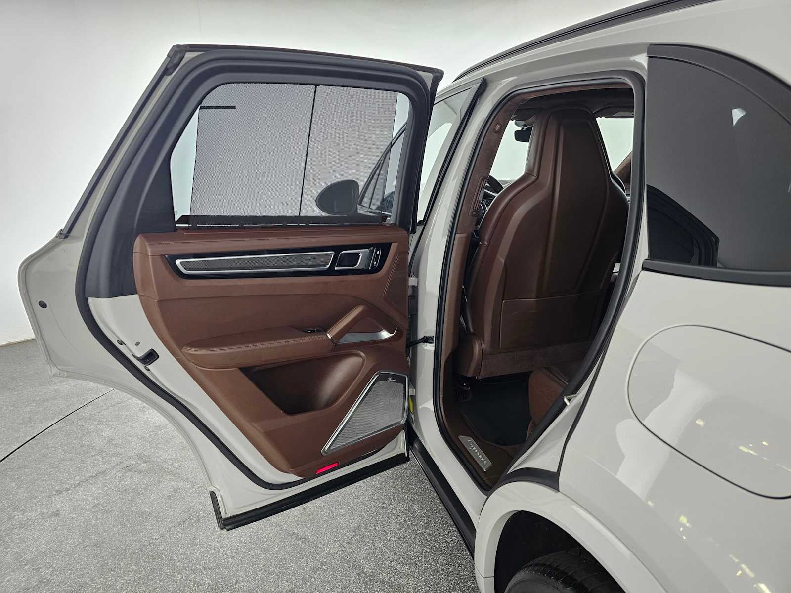 2022 Porsche Cayenne Turbo S E-Hybrid