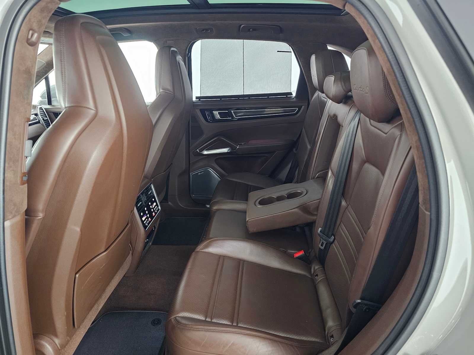 2022 Porsche Cayenne Turbo S E-Hybrid