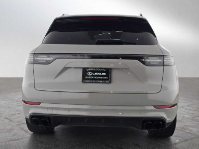 2022 Porsche Cayenne Turbo S E-Hybrid