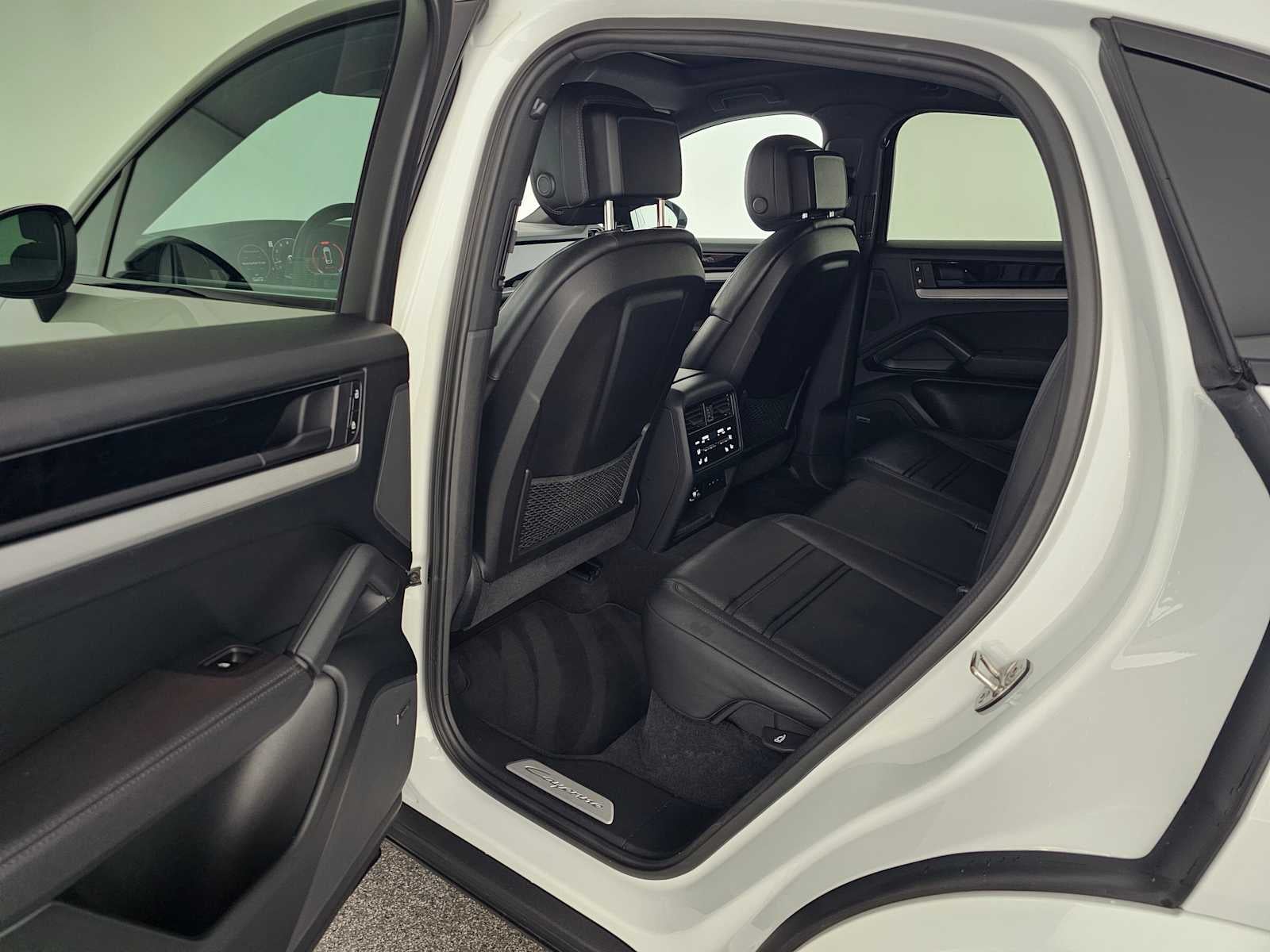 2024 Porsche Cayenne S