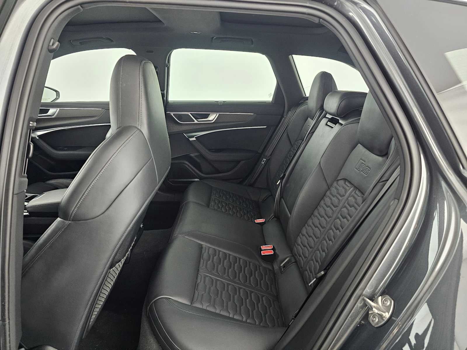 2023 Audi RS 6 Avant 4.0 TFSI quattro