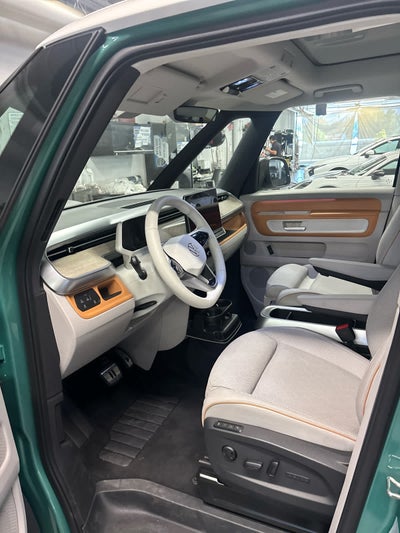 2025 Volkswagen ID. Buzz Pro S Plus