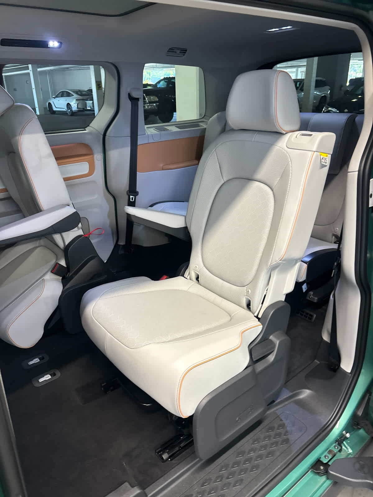 2025 Volkswagen ID. Buzz Pro S Plus