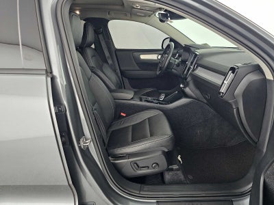 2019 Volvo XC40 Momentum