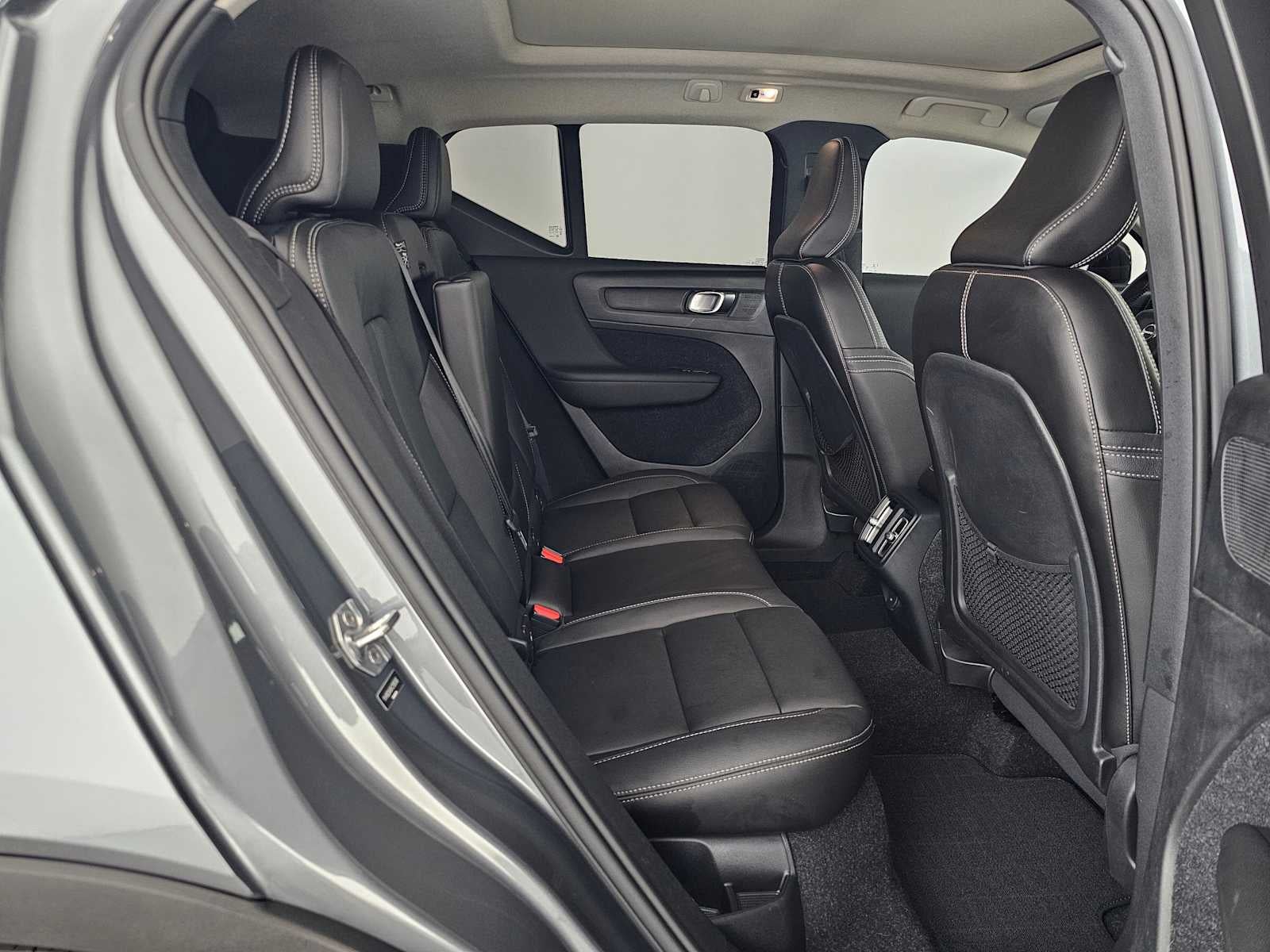 2019 Volvo XC40 Momentum