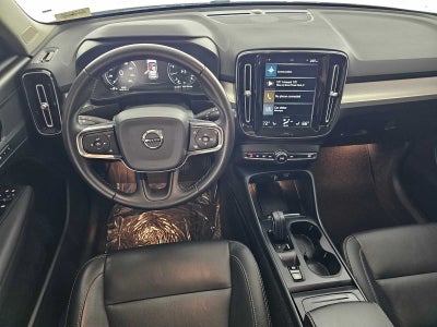 2019 Volvo XC40 Momentum