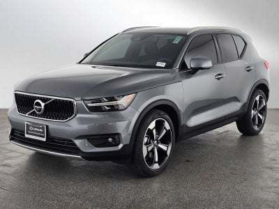 2019 Volvo XC40 Momentum