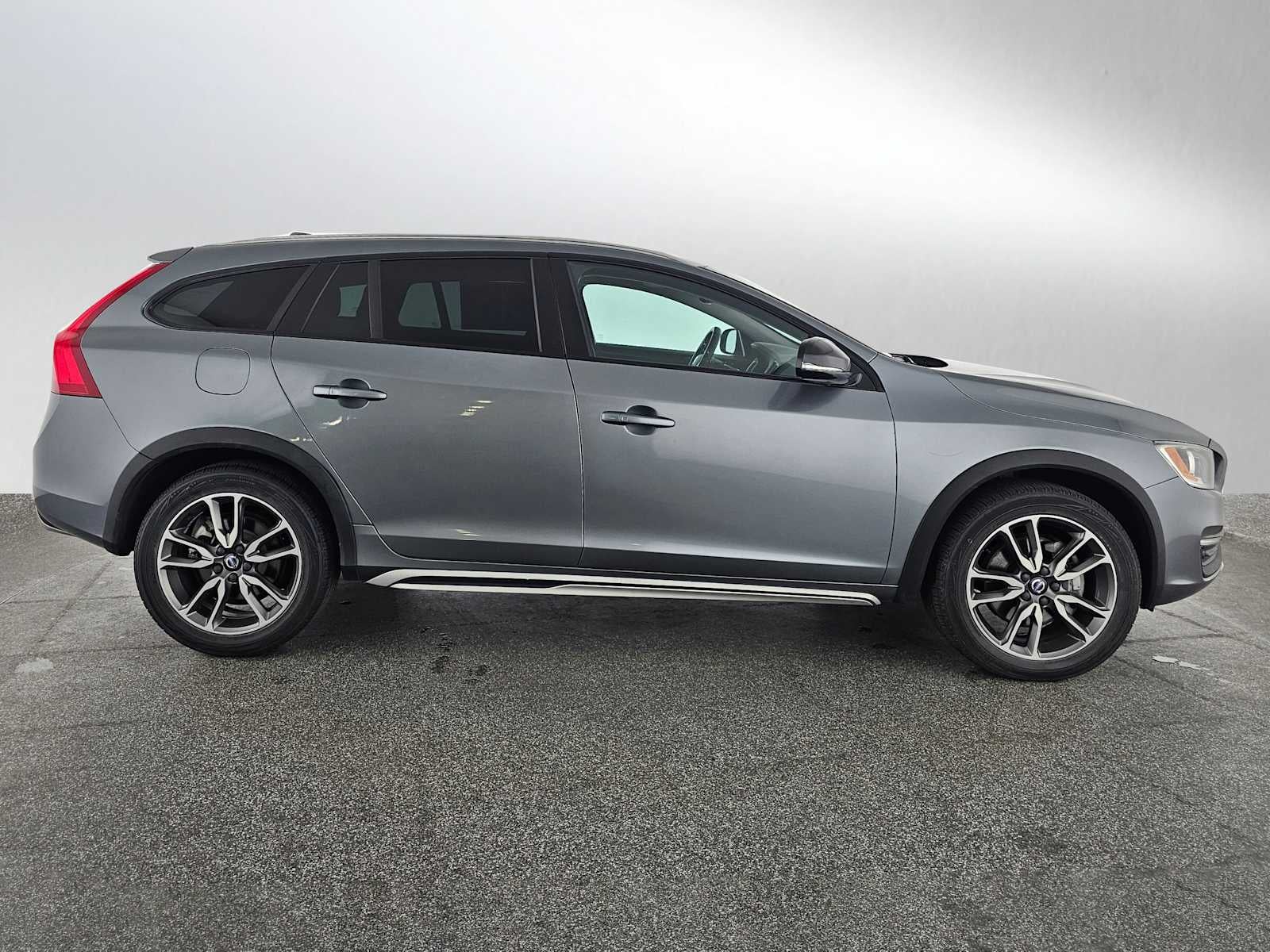 2018 Volvo V60 Cross Country T5 AWD