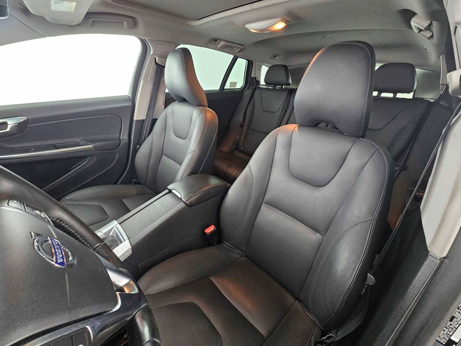 2018 Volvo V60 Cross Country T5 AWD