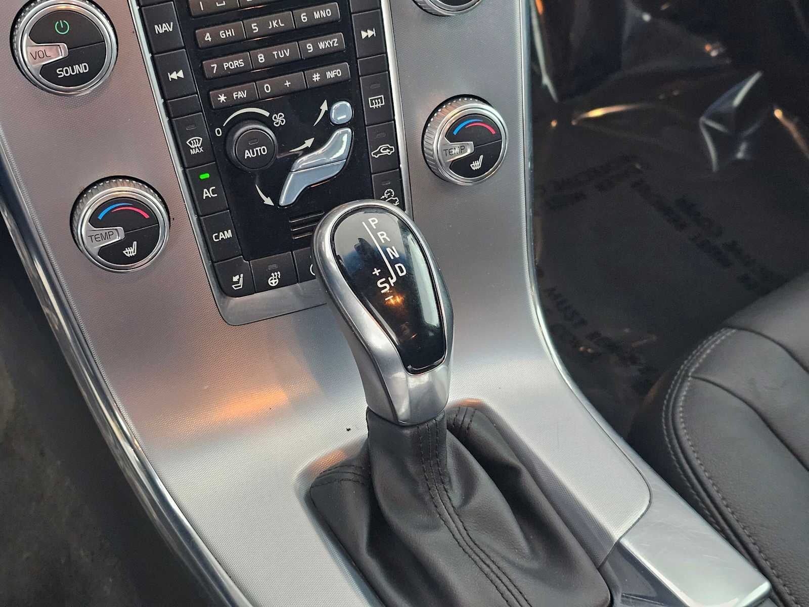 2018 Volvo V60 Cross Country T5 AWD