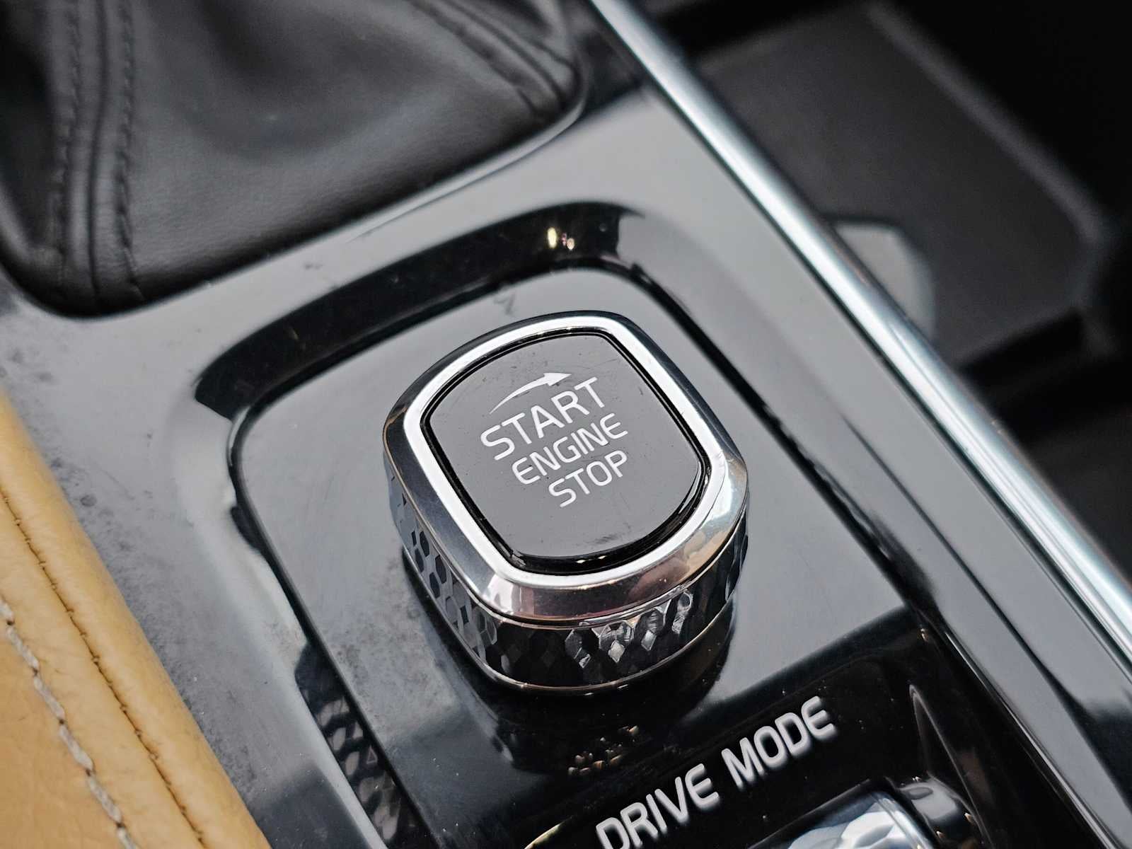 2018 Volvo XC90 Momentum