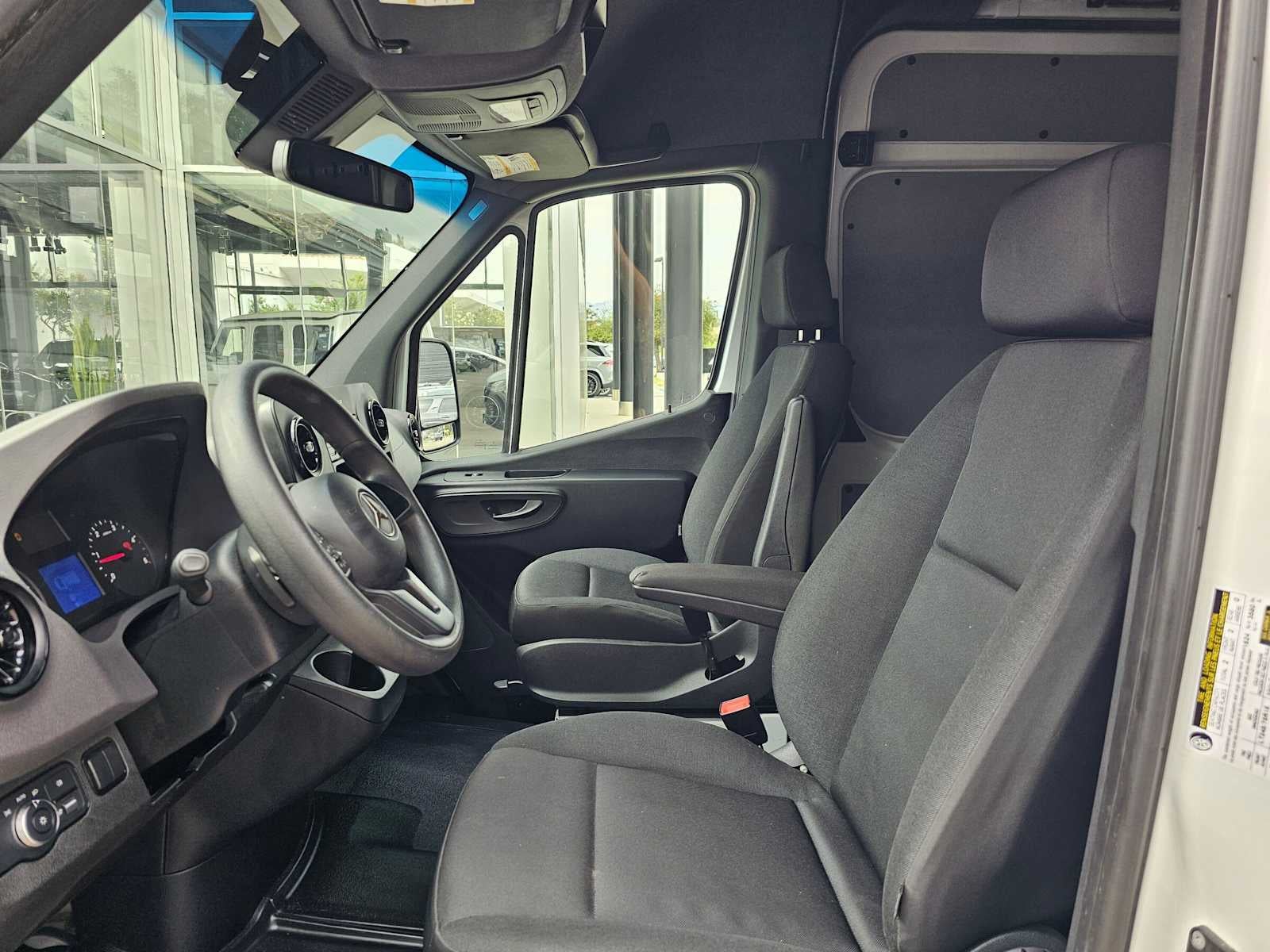 2021 Mercedes-Benz Sprinter Cargo Van 2500 High Roof V6 170 RWD