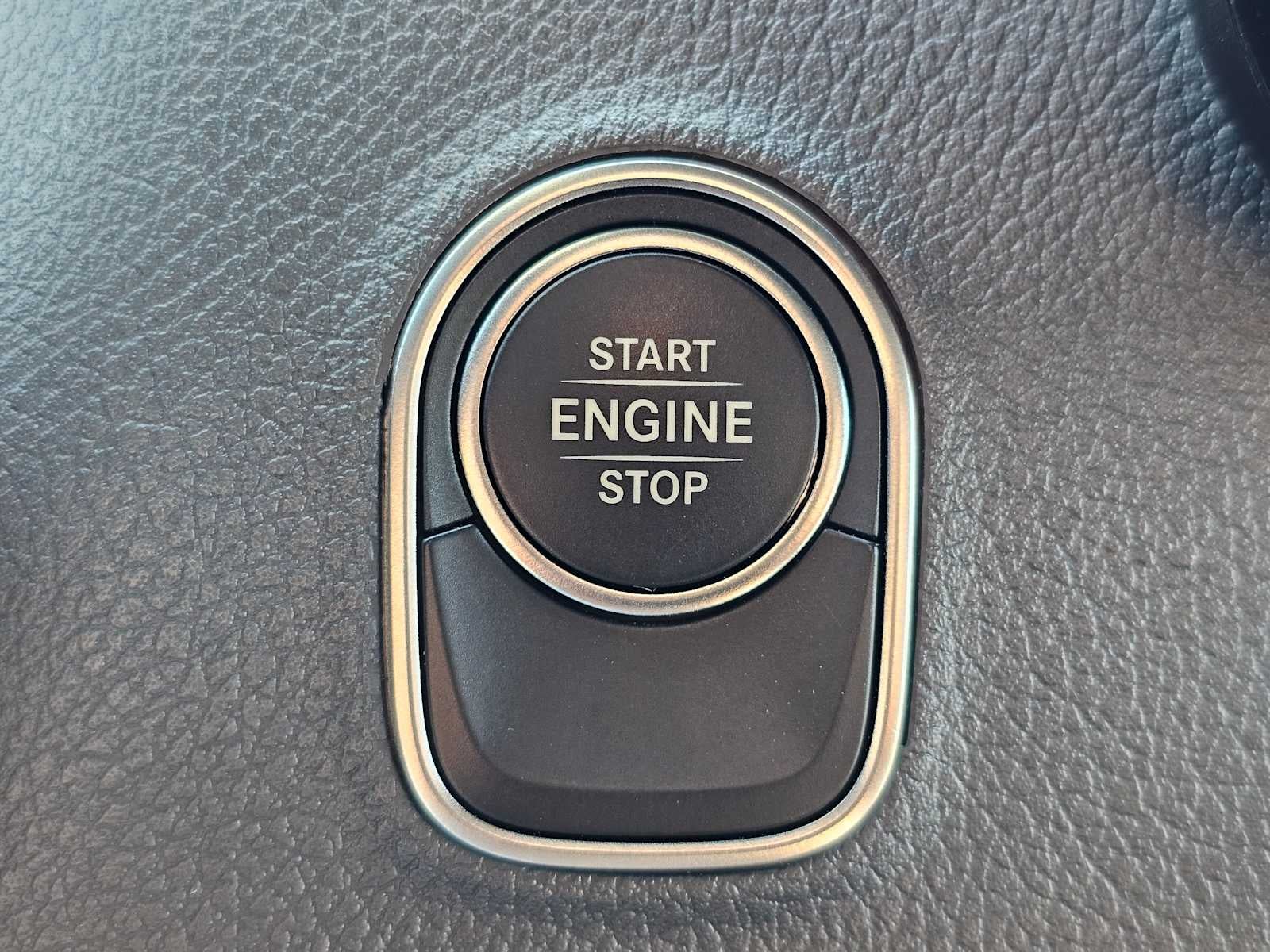 2025 Mercedes-Benz Sprinter Cargo Van 2500 Standard Roof I4 Diesel 144" RWD