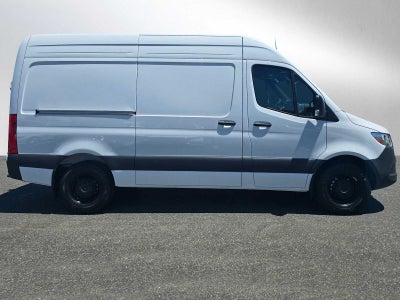 2025 Mercedes-Benz Sprinter Cargo Van 2500 Standard Roof I4 Diesel HO 144" RWD