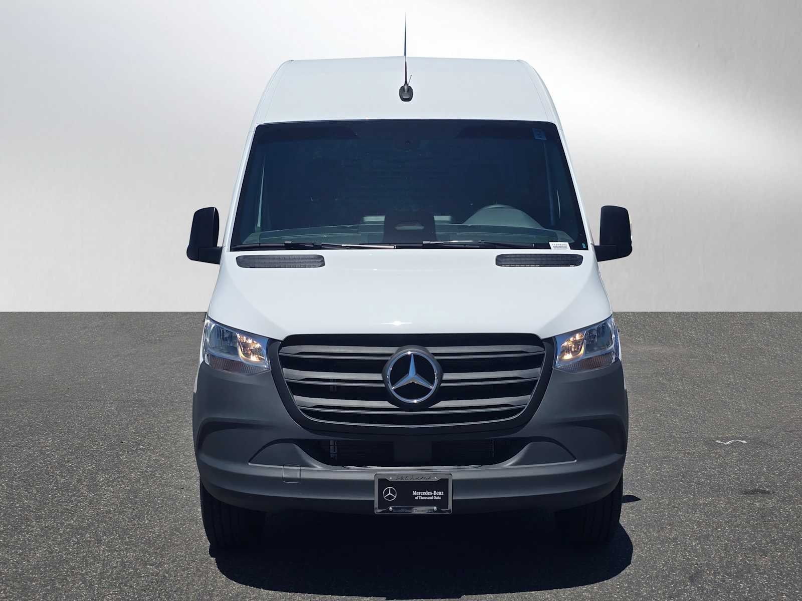 2025 Mercedes-Benz Sprinter Cargo Van 2500 Standard Roof I4 Diesel HO 144" RWD