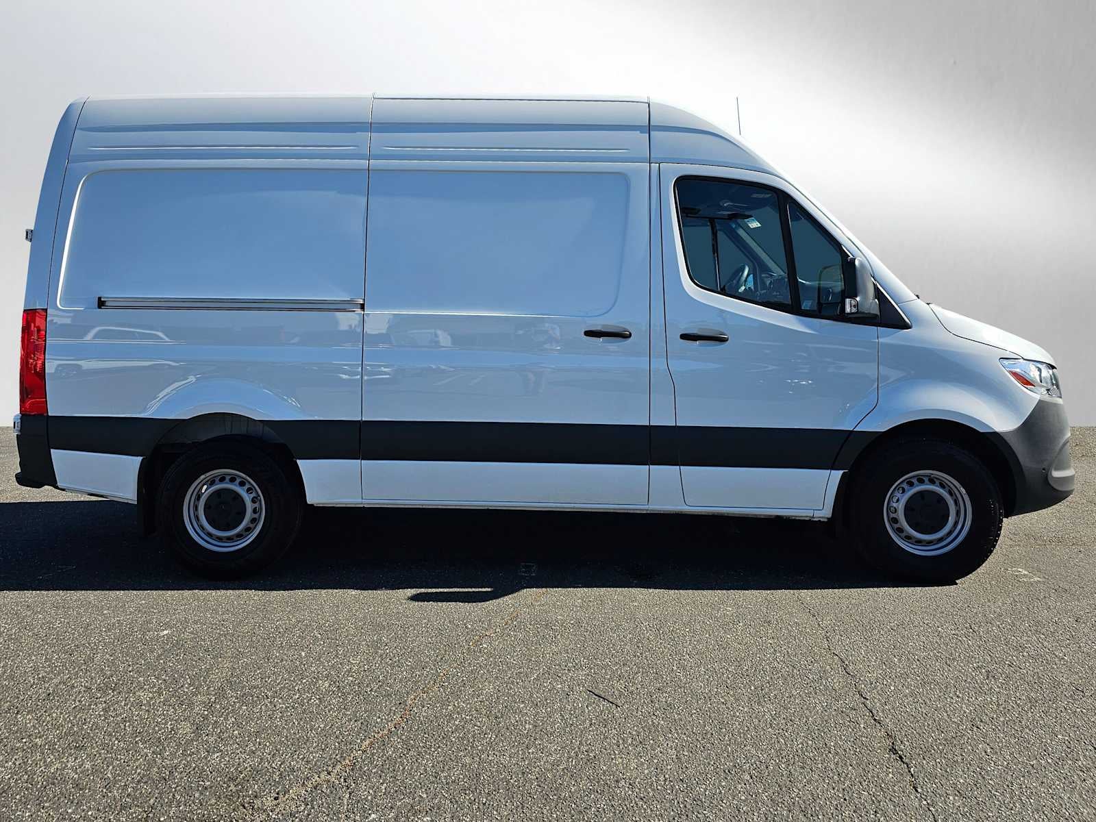 2025 Mercedes-Benz Sprinter Cargo Van 2500 Standard Roof I4 Diesel HO 144 RWD