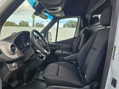 2025 Mercedes-Benz Sprinter Cargo Van 2500 Standard Roof I4 Diesel HO 144 RWD