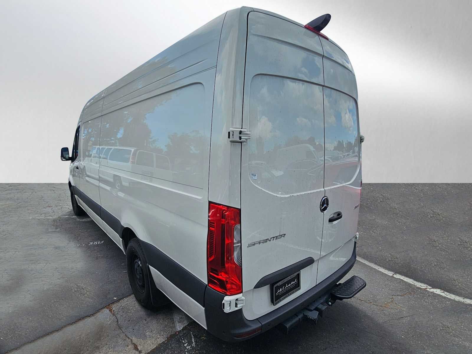 2025 Mercedes-Benz Sprinter Cargo Van 2500 High Roof I4 Diesel HO 170 RWD