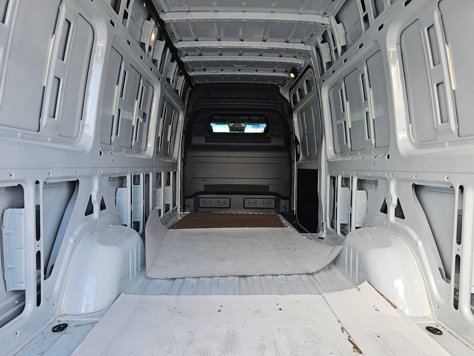 2025 Mercedes-Benz Sprinter Cargo Van 2500 High Roof I4 Diesel HO 170 Extended RWD