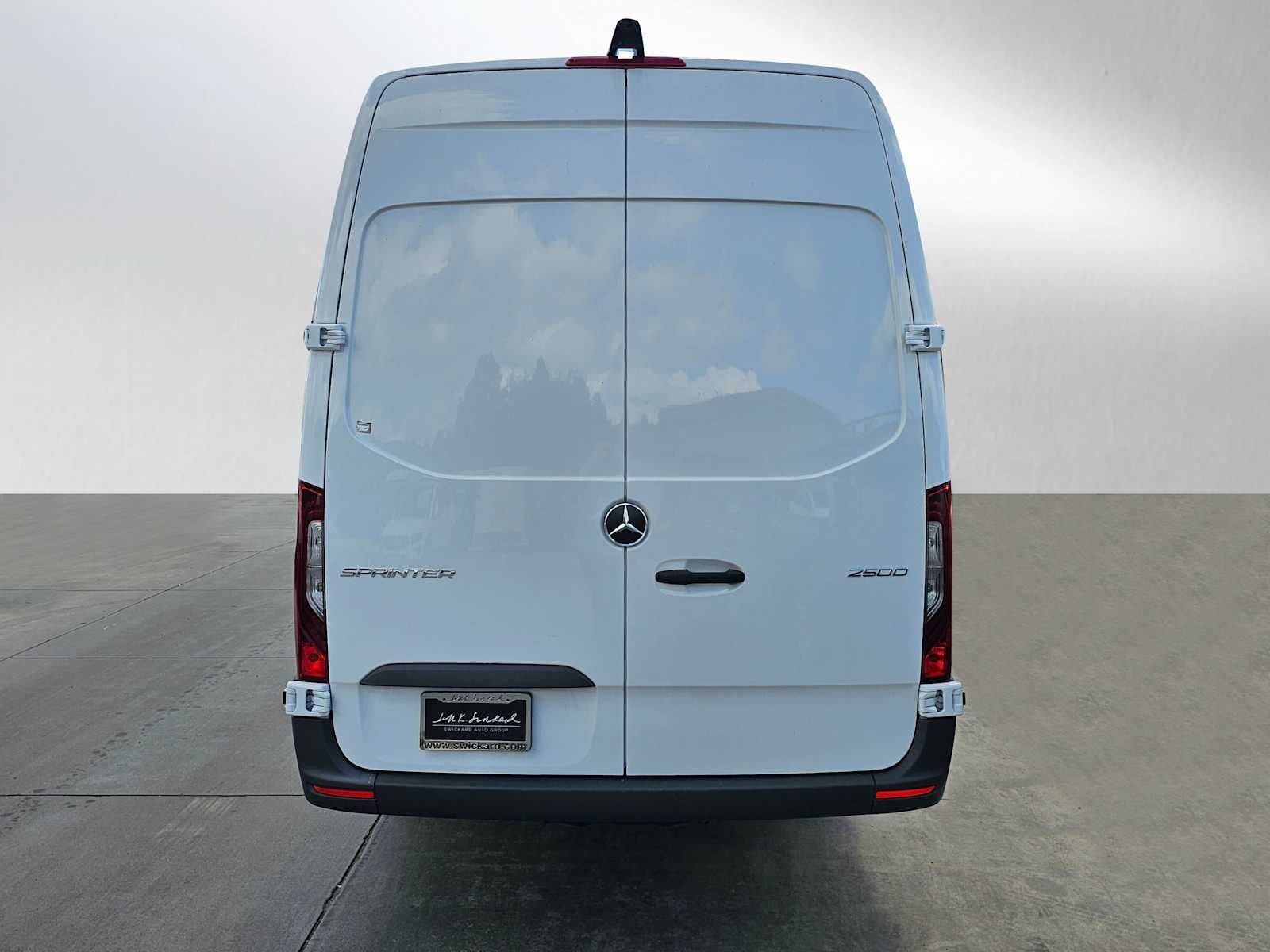 2025 Mercedes-Benz Sprinter Cargo Van 2500 High Roof I4 Diesel HO 170 Extended RWD