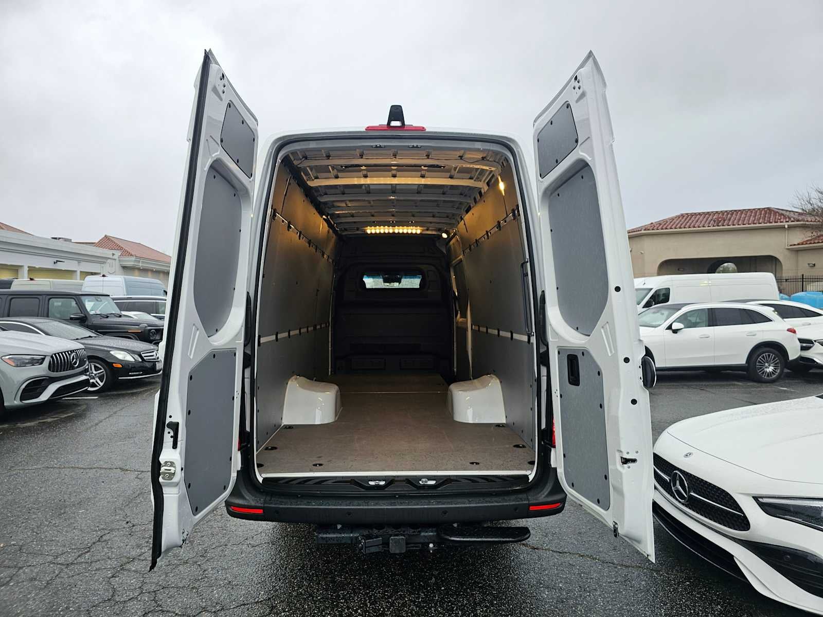 2025 Mercedes-Benz Sprinter Cargo Van 3500 High Roof I4 Diesel HO 170" Extended RWD